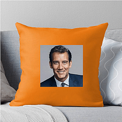 Gritty Realism Clive Owen Pillows Cover