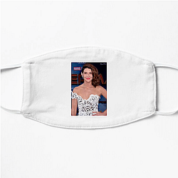 Sitcom Star Cobie Smulders Face Masks