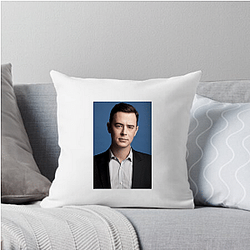 Leading Man Colin Hanks Pillows Cover