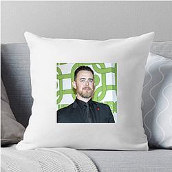 Action Star Colin Hanks Pillows Cover
