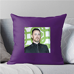 Action Star Colin Hanks Pillows Cover