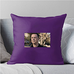 Versatile Actor Colin Hanks Pillows Cover