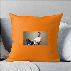 Academy Award Winner Colin Hanks Pillows Cover