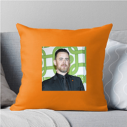 Action Star Colin Hanks Pillows Cover