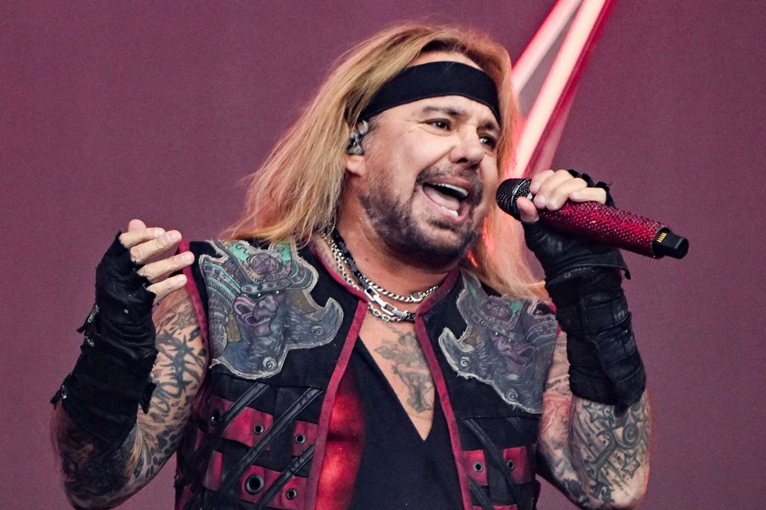 A Rock Stars Journey: The Trials and Triumphs of Vince Neil