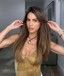 Camila Coelho Merchandise: Influencers Turn Style Into Sales