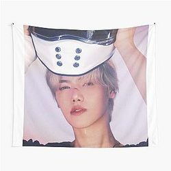Minhee Cravity Tapestry