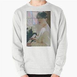 WOOBIN CRAVITY Pullover Sweatshirt