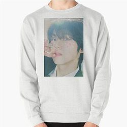 CRAVITY Pullover Sweatshirt