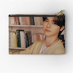 Minhee Cravity Zipper Pouch