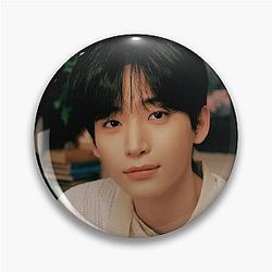 JUNG MO CRAVITY Pin