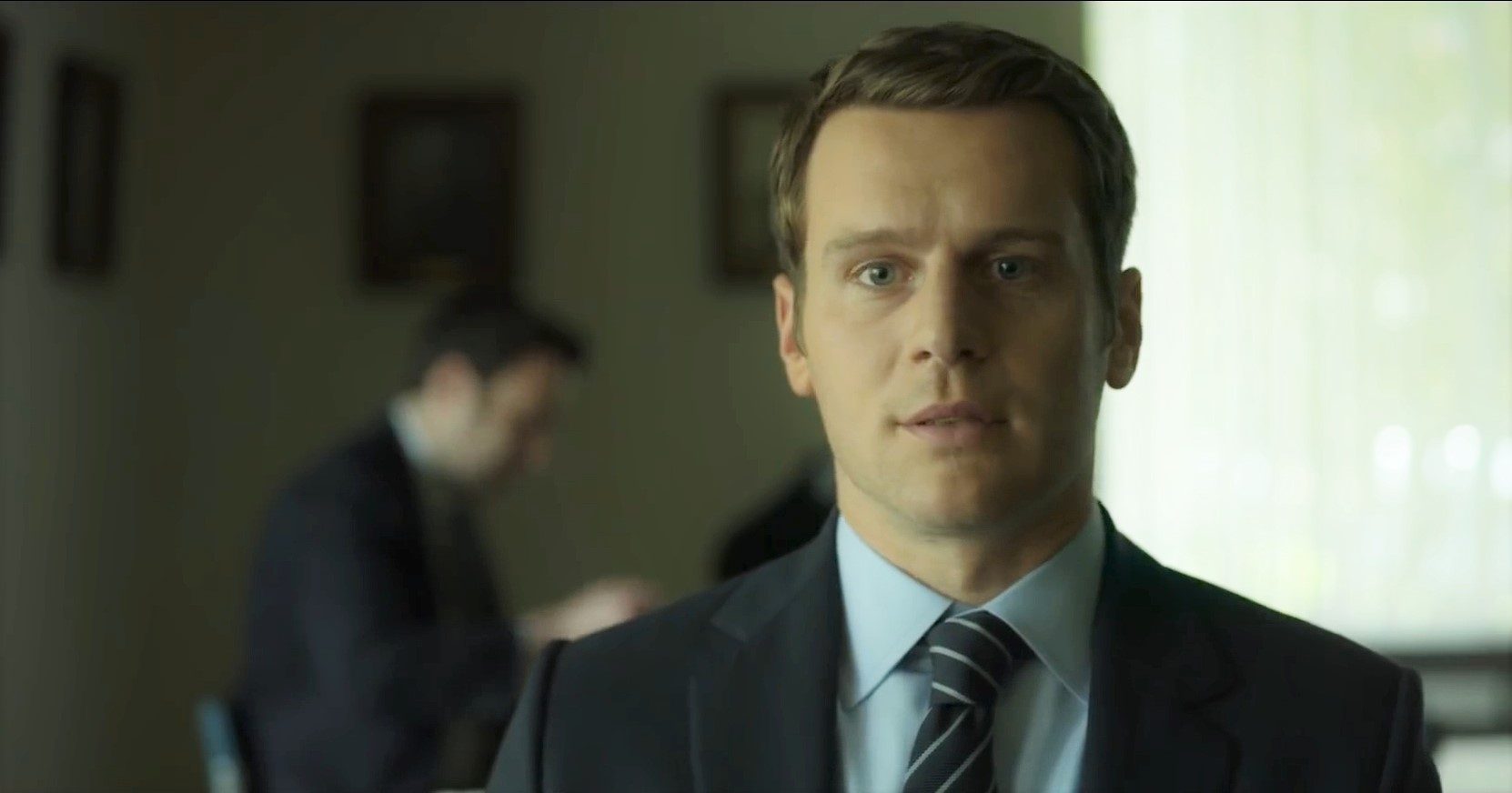 David Finchers Signature Style in Mindhunter A Visual Analysis