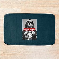 DADDY YANKEE - LEGENDADDY Camiseta esencial Bath Mat