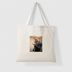 Daniel Craig is known for his role as James Bond Daniel Craig Bags
