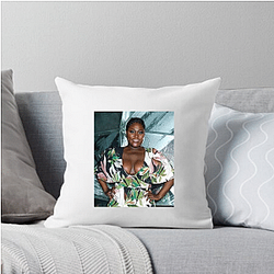 Academy Award Winner Danielle Brooks Pillows Cover