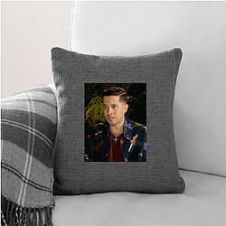 De la Ghetto Urban Style De La Ghetto Pillows Cover