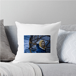 Deadliest Catch focuses on the king crab season Deadliest Catch Pillows Cover