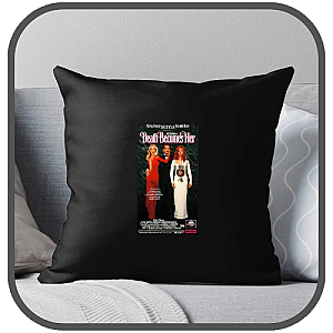 Death Becomes Her Pillows Cover