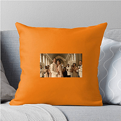 Death on the Nile's plot involves a murder investigation Death On The Nile Pillows Cover