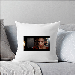 Death on the Nile was directed by Kenneth Branagh Death On The Nile Pillows Cover