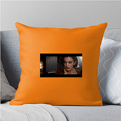 Death on the Nile was directed by Kenneth Branagh Death On The Nile Pillows Cover