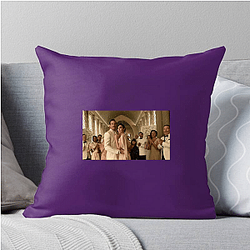 Death on the Nile's plot involves a murder investigation Death On The Nile Pillows Cover