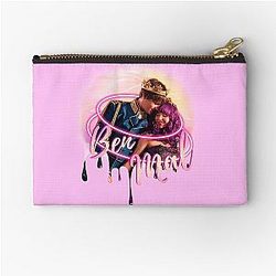 Mal and Ben's Romantic Summer Love Descendants 2 Zipper Pouch