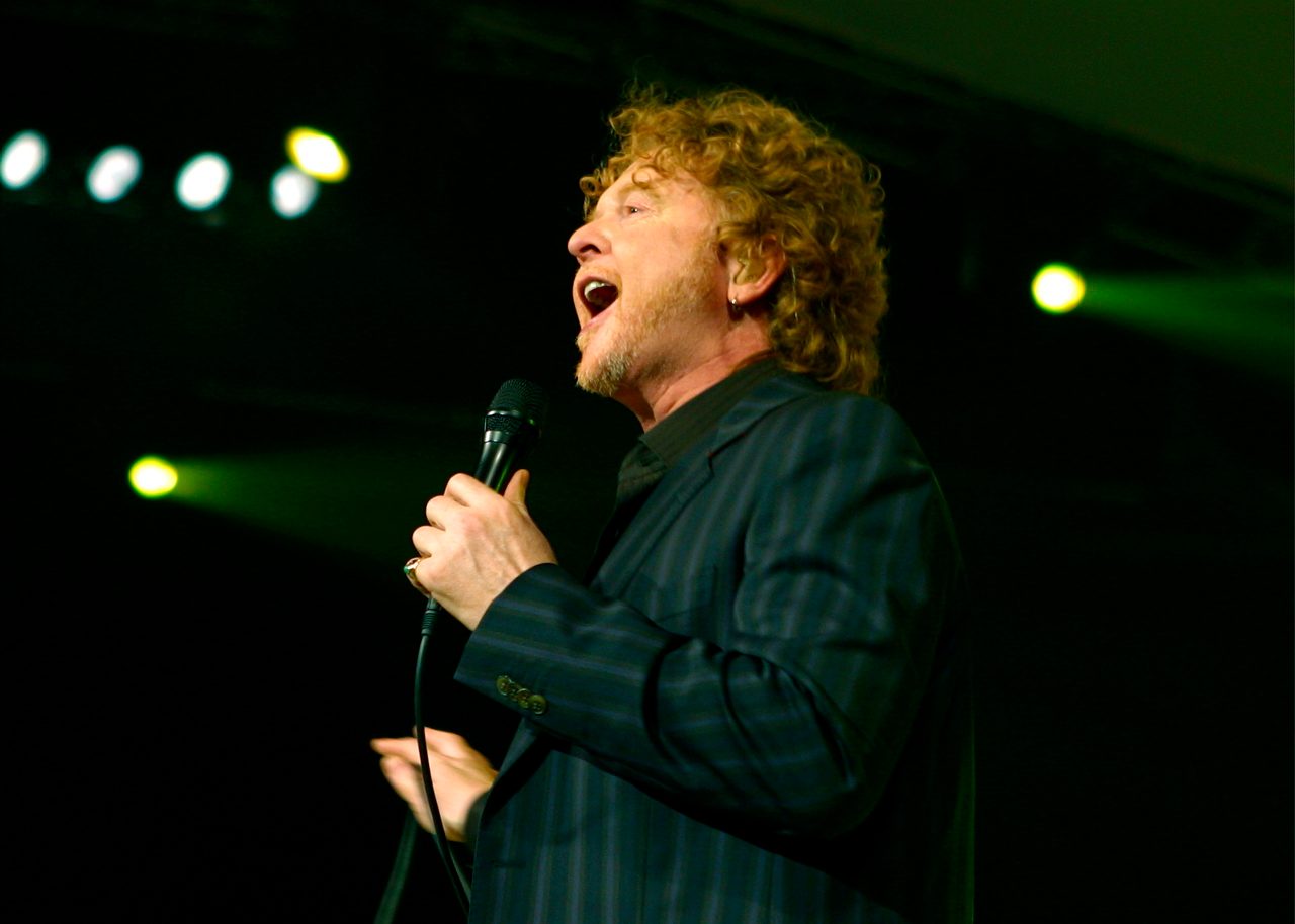 The biggest hits that showcase Simply Reds signature smooth style