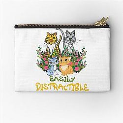 Easily Distractible Zipper Pouch