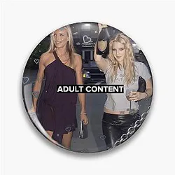 Drew Barrymore and Cameron Diaz Pin