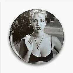Drew Barrymore 90's Pin