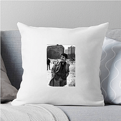 Dustin Hoffman is a seven-time Golden Globe winner Dustin Hoffman Pillows Cover