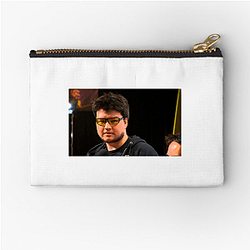 Marcus Dyrus Hill Salty Runback Look Marcus Dyrus Hill Zipper Pouches