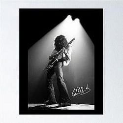 E Ddie Ván Halen Tour Evh Spotlight Tour Men Woman Kid Youth Sweat Dm10 Black Trending  Poster