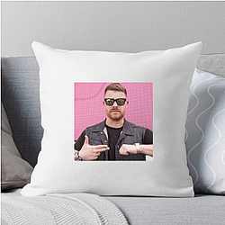 Cult Figure EL-P Pillows Cover
