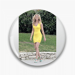 Elizabeth Banks directed the film Charlie's Angels Elizabeth Banks Pins