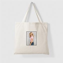 Elizabeth Banks starred in the Pitch Perfect movies Elizabeth Banks Bags
