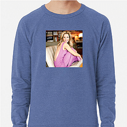 Elizabeth Banks' career spans over two decades Elizabeth Banks Sweatshirts