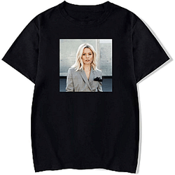 Elizabeth Banks is an American actress Elizabeth Banks T-Shirts