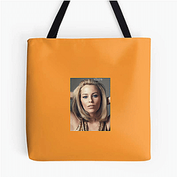Elizabeth Banks is a versatile talent Elizabeth Banks Bags