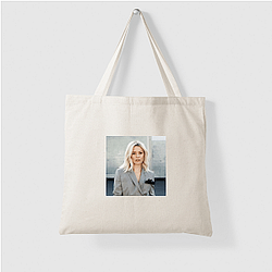 Elizabeth Banks is an American actress Elizabeth Banks Bags