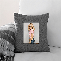 Elizabeth Banks starred in the Pitch Perfect movies Elizabeth Banks Pillows Cover