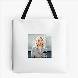 Elizabeth Banks is an American actress Elizabeth Banks Bags