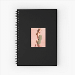 Elizabeth Banks is known for her role in The Hunger Games Elizabeth Banks Notebook