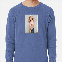 Elizabeth Banks starred in the Pitch Perfect movies Elizabeth Banks Sweatshirts