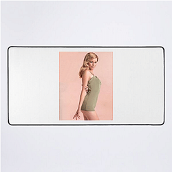 Elizabeth Banks is known for her role in The Hunger Games Elizabeth Banks Mouse Pads