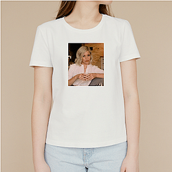 Elizabeth Banks directed the movie Pitch Perfect 2 Elizabeth Banks T-Shirts