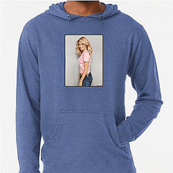 Elizabeth Banks starred in the Pitch Perfect movies Elizabeth Banks Hoodies