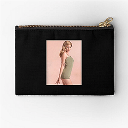Elizabeth Banks is known for her role in The Hunger Games Elizabeth Banks Zipper Pouches