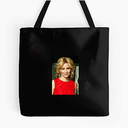 Elizabeth Banks is also a director and producer Elizabeth Banks Bags